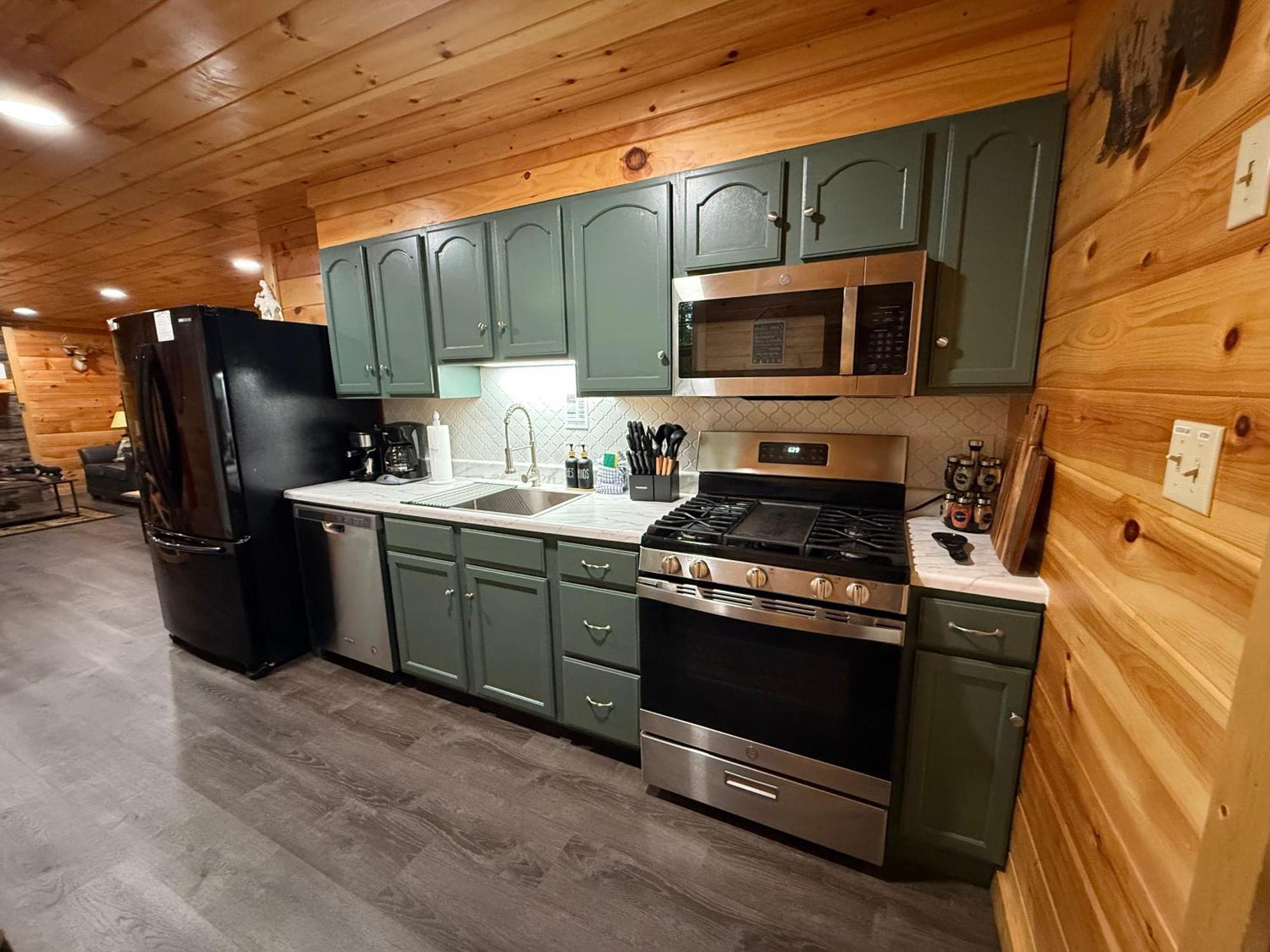 Paradise At The Smokies Cabin With Hot Tub! Севьервилл Экстерьер фото