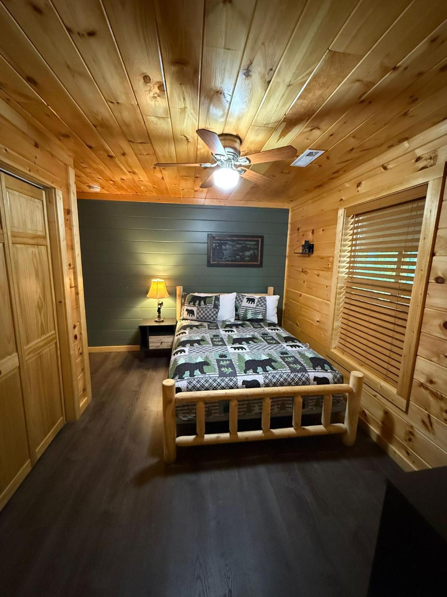 Paradise At The Smokies Cabin With Hot Tub! Севьервилл Экстерьер фото