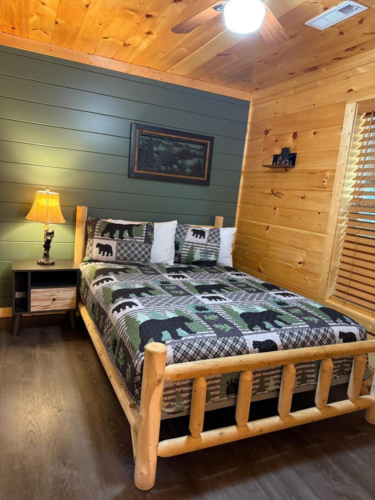 Paradise At The Smokies Cabin With Hot Tub! Севьервилл Экстерьер фото