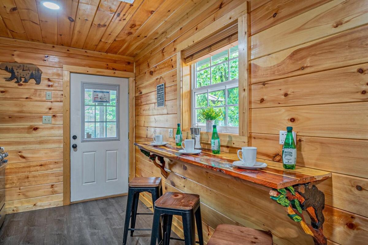 Paradise At The Smokies Cabin With Hot Tub! Севьервилл Экстерьер фото