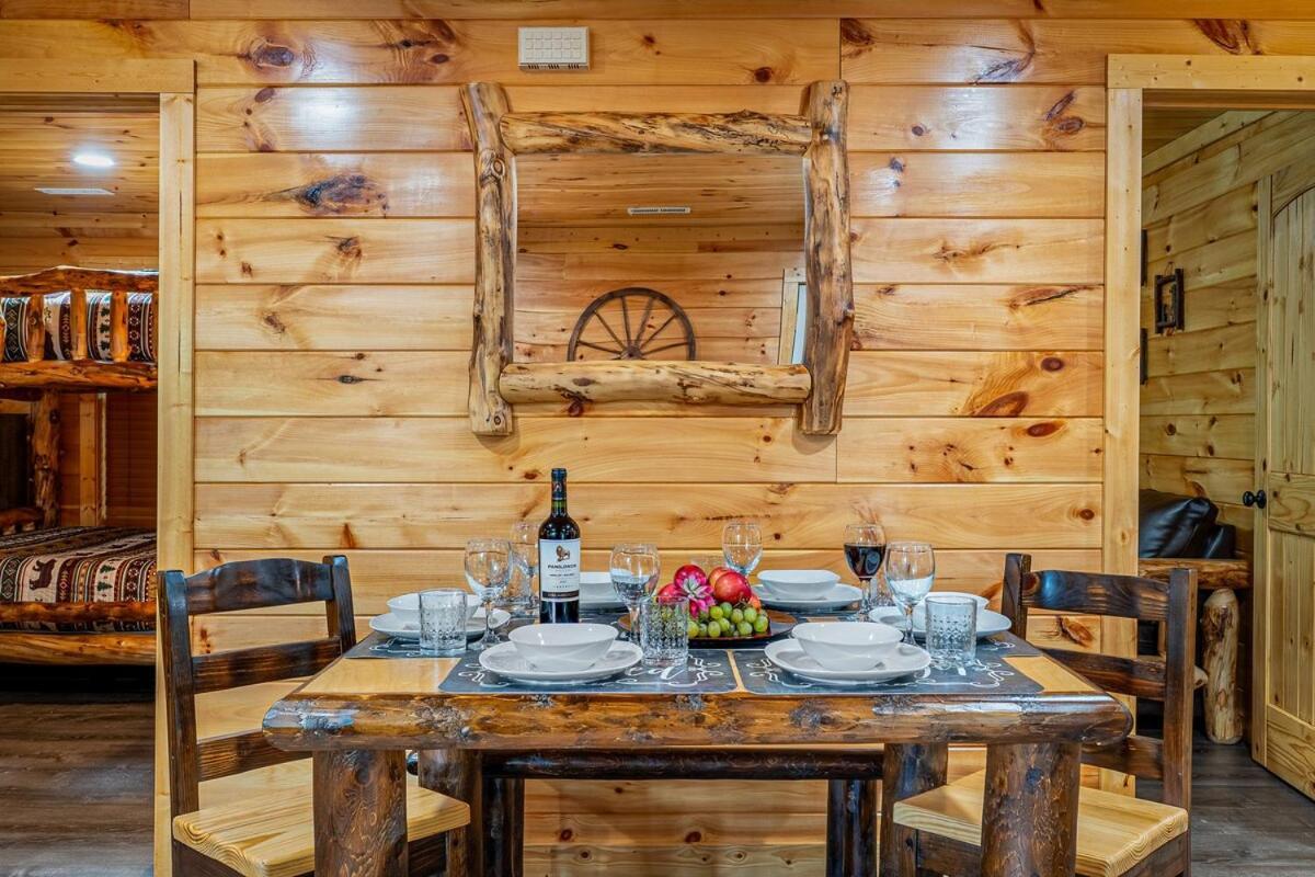 Paradise At The Smokies Cabin With Hot Tub! Севьервилл Экстерьер фото